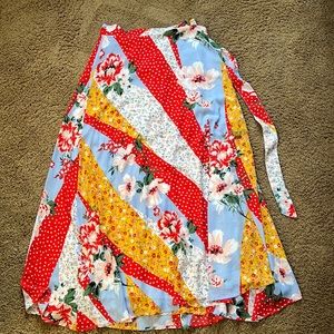 NY & Co Women’s Red and Yellow Floral Mixed Print Maxi Wrap Skirt